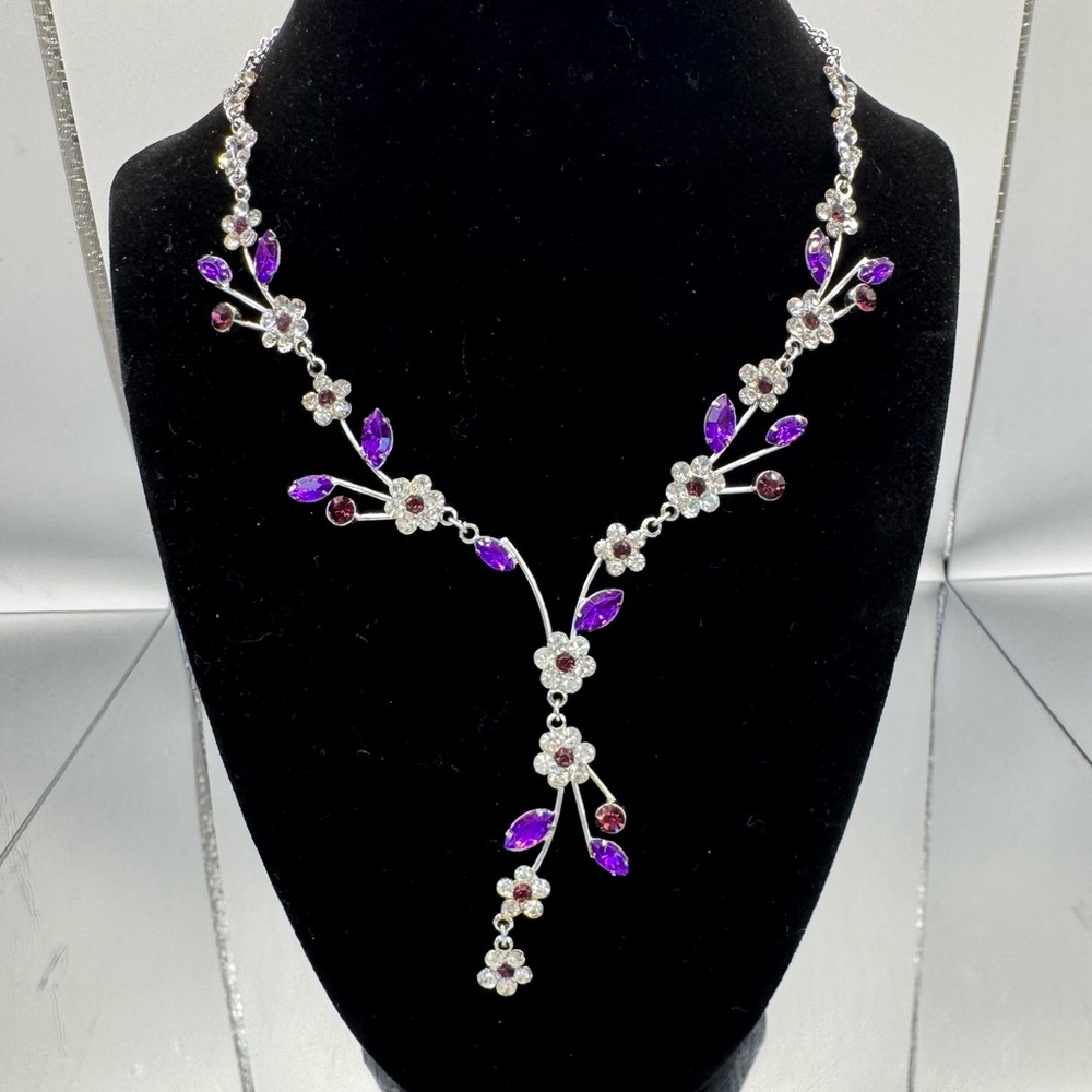 Danbury Mint Mulberry Blooms Purple, Clear Crystal & Silver Floral Necklace